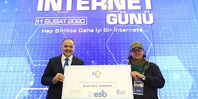 AÜ Öğrencisi Türkiye Birincisi oldu