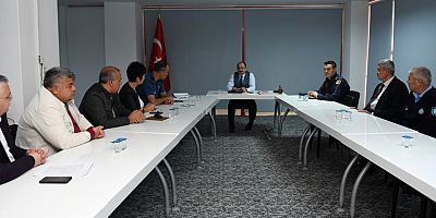 Aksu'da otobüs kazalarının önlenmesi için toplanıldı