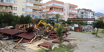 Alanya Belediyesi'nden kaçak yapıya geçit yok