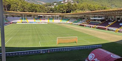 Bahçeşehir Okulları Stadyumu’nda yeni sezon hazırlıkları başladı