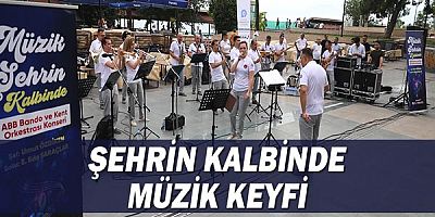 Şehrin kalbinde müzik keyfi