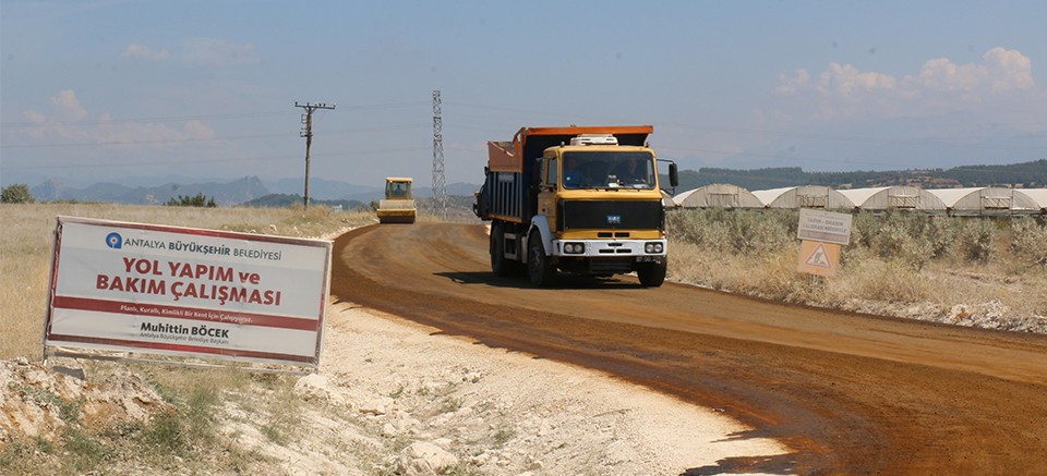 Denizkent-Gündoğdu yolunu asfaltlanıyor