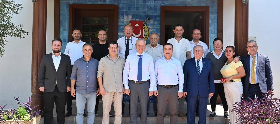 Kepez Belediyesi’nden Basın Emekçilerine Hem Destek Hem Vefa