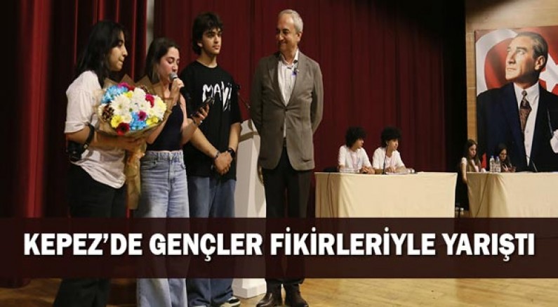 Kepez’de gençler fikirleriyle yarıştı