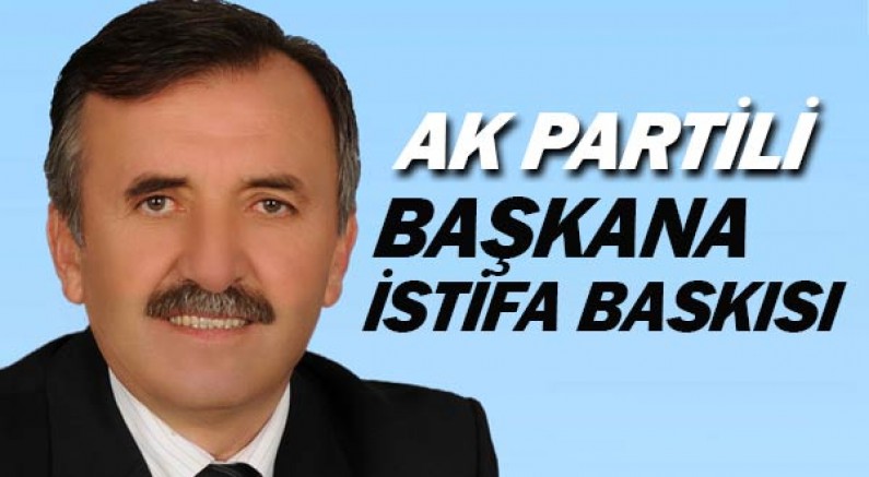 Serik Belediye Başkanı Enver Aputkan'a istifa et baskısı.