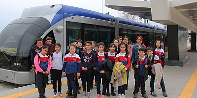 3. Etap Raylı Sistemin minik ziyaretçileri