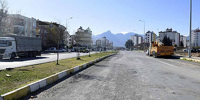 Ahmet Hamdi Akseki Caddesi güzelleşiyor