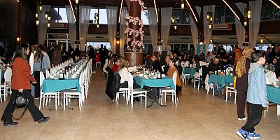 Andeva Grup 30. Yılı nedeniyle iftar programı düzenledi.