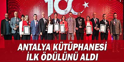 Antalya Kütüphanesi ilk ödülünü aldı