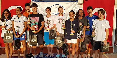 Antalyaspor Yüzme Takımı, rekor kırdı!