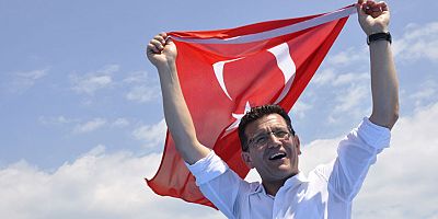 Atay Uslu: 