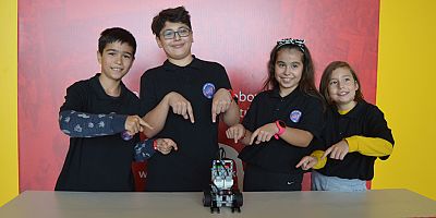 AÜ Takımı Robotex Turkey Festivali’nde birinci oldu