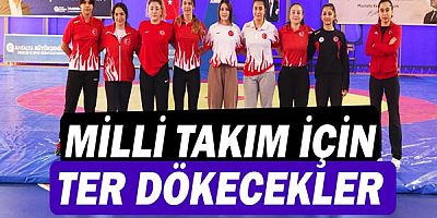Büyükşehir’in kadın güreşçileri Milli Takım için ter dökecek!