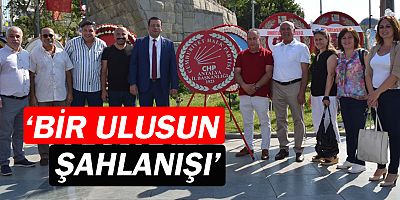 CHP Antalya İl Başkanlığı, 30 Ağustos'u kutladı