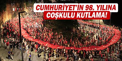 Cumhuriyet’in 98. yılına coşkulu kutlama!