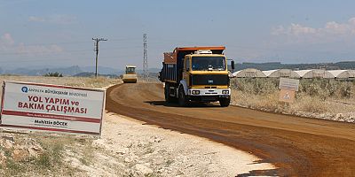 Denizkent-Gündoğdu yolunu asfaltlanıyor
