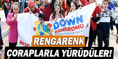 Down sendromlu çocuklar rengarenk çoraplarıyla yürüdü!