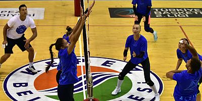 Kazak Sultanlar Kepez’de kamp yaptı.