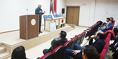 Kemer Denizcilik Fakültesi’nde Türkiye limanları konuşuldu