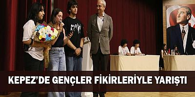 Kepez’de gençler fikirleriyle yarıştı