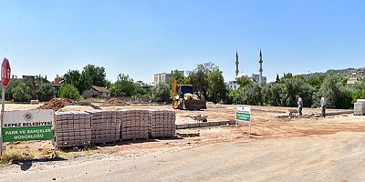 Kepez’den Varsak Esentepe’ye semt parkı