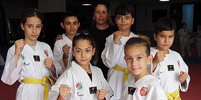 Kepez’in tekvandocularına 2 bronz madalya