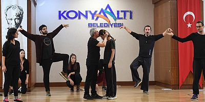 Konyaaltı Belediye Tiyatrosu, “Kuvayi Milliye Destanı” ile perdesini açacak
