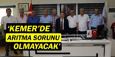 Muhittin Böcek, Necati Topaloğlu’nu ziyaret etti