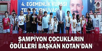 Şampiyon Çocukların Ödülleri Başkan Kotan'dan