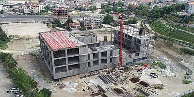 Serik Kültür Merkezi inşaatı hızla devam ediyor 