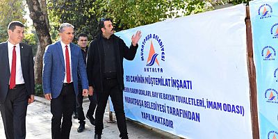 Uysal, Muratpaşa Camii’ndeki çalışmaları inceledi